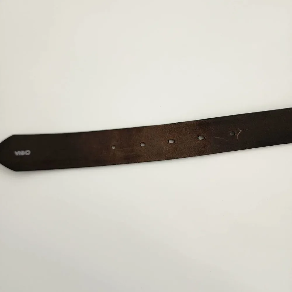 Iowa Hawkeyes Black Leather Belt with metal ornaments around belt‎ Size 34